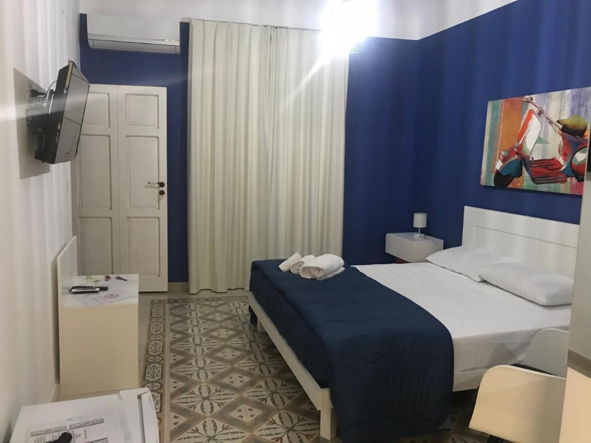 B & B Vittorio Emanuele Canicattì Buitenkant foto