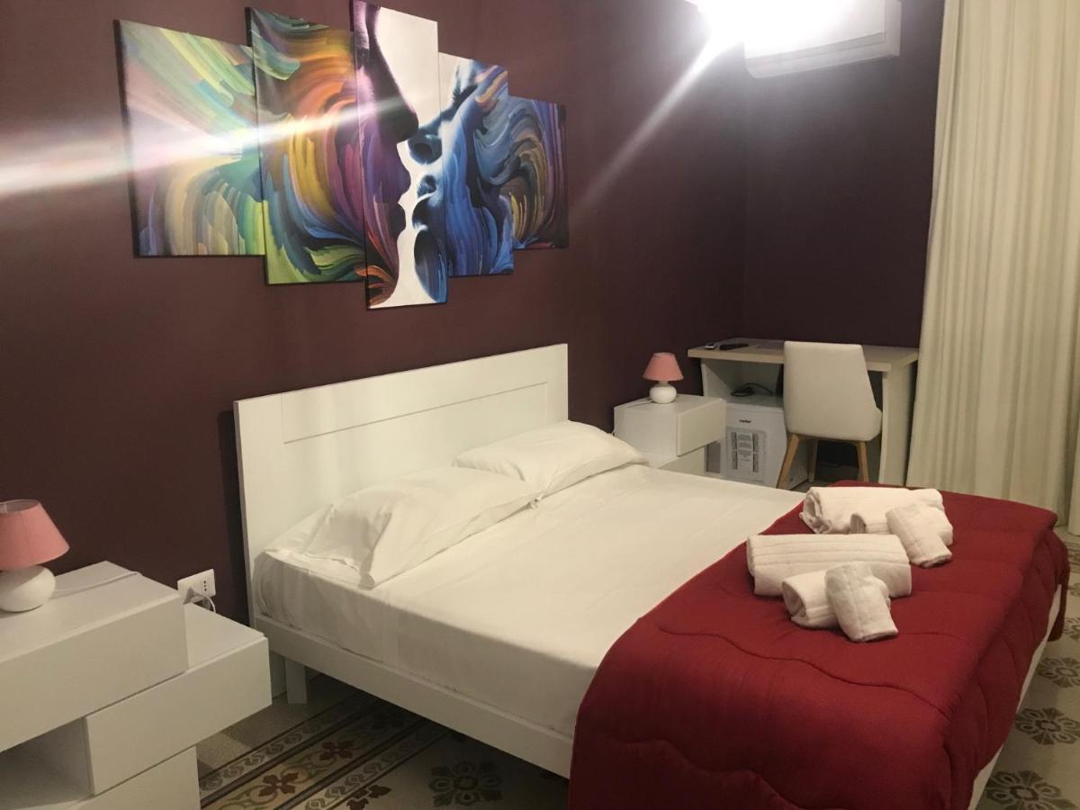 B & B Vittorio Emanuele Canicattì Buitenkant foto